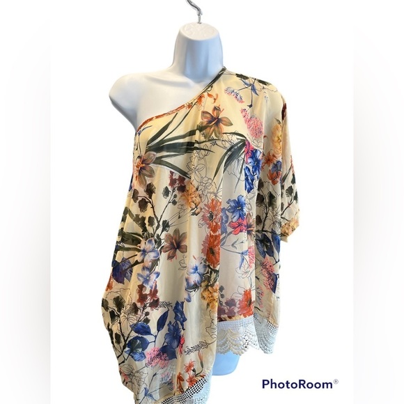 Floral Print Women's Top - Picture 4 of 13